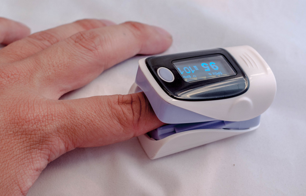 pulse oximeter that is worn on the index finger