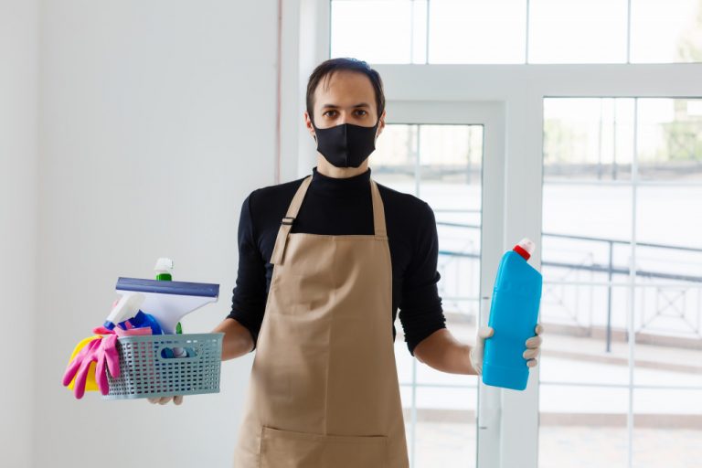 cleaning service disinfection COVID-19 in home or office